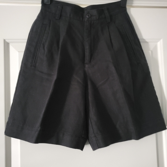 ♦️VINTAGE 90's High Waist Liz Claiborne Shorts♦️ - Picture 1 of 5